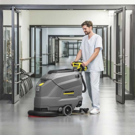 limpieza hospitales fregadora karcher