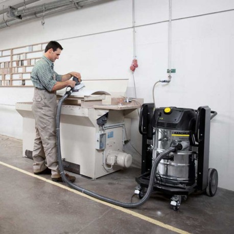 aspirado de polvo en maquinarias karcher