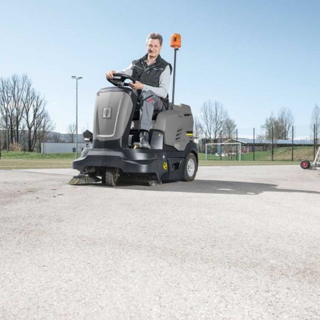 limpieza en exteriores barredora karcher