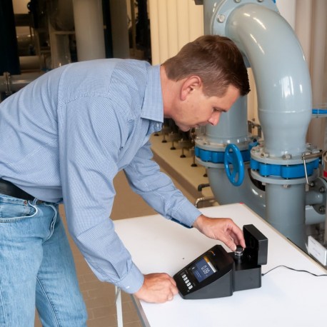 HERRAMIENTA MEDICIÓN PROFESIONAL TURBIDÍMETRO PCE-TUM 50