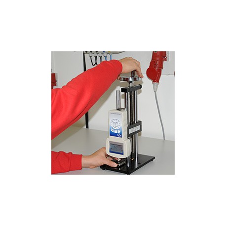 OFERTA EN MÁQUINA DE ENSAYO PCE-FTS50