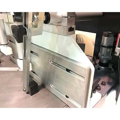 Tronzadora automática de corte de aluminio con programación de longitud y grados MG