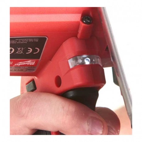 MAQUINA CORTADORA MILWAUKEE