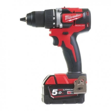 Taladro percutor Milwaukee M18
