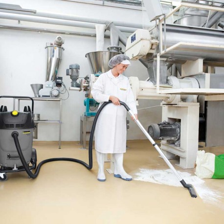 limpieza de polvo en interior