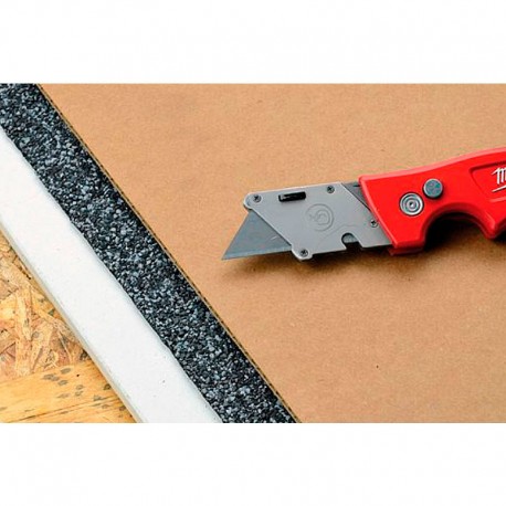 Corte de cuchillo en distintos materiales