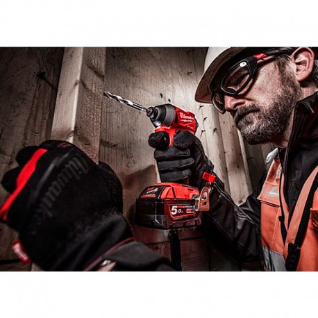 Broca multi material en madera